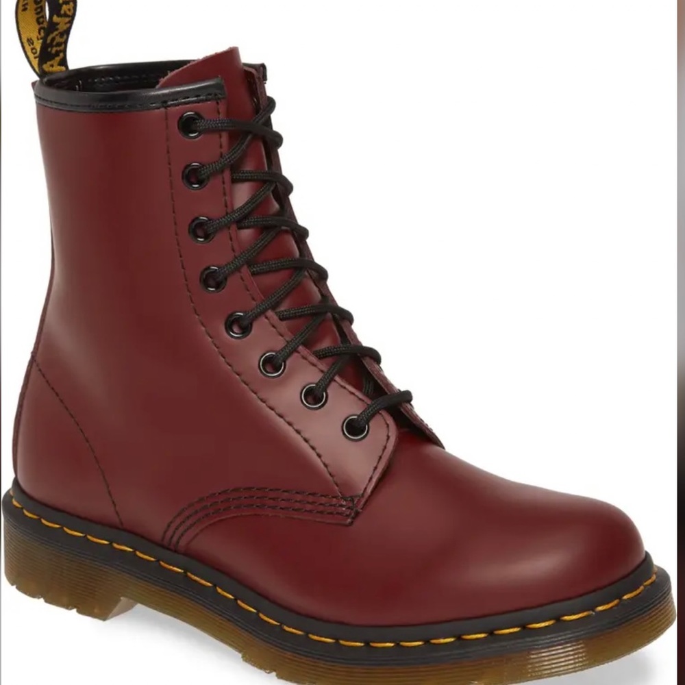 Dr. Martens, Docs